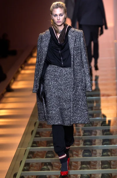 Look 12